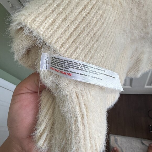 Anthropologie Poncho Style Cream Colored Women's Sweater - Picture 4 of 15